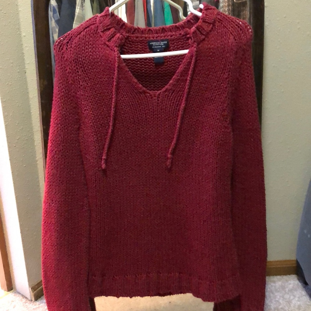 American Eagle sweater